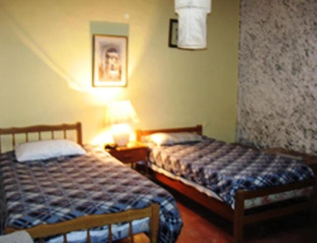 Blue House Backpackers Hostel Лима Номер фото